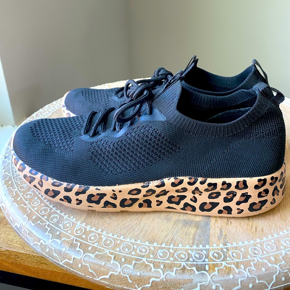 Cuccoo Leopard Pattern Knit Detail Sock Sneaker 39